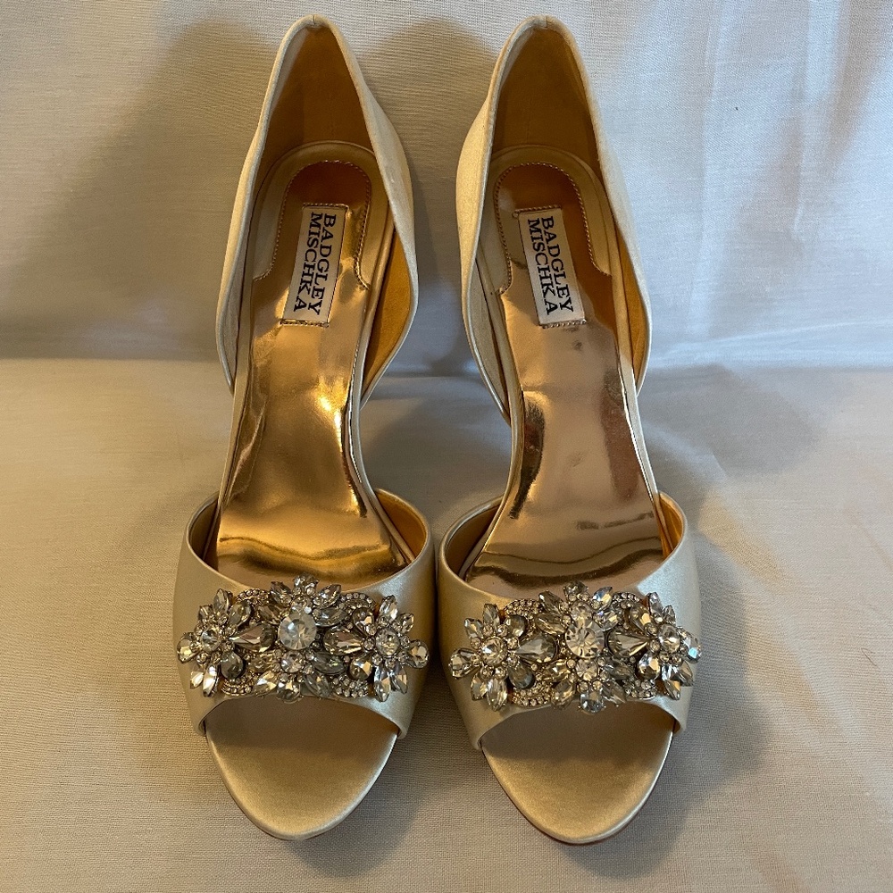 Badgley Mischka Giana Bridal d’Orsay Heels Size 8.5